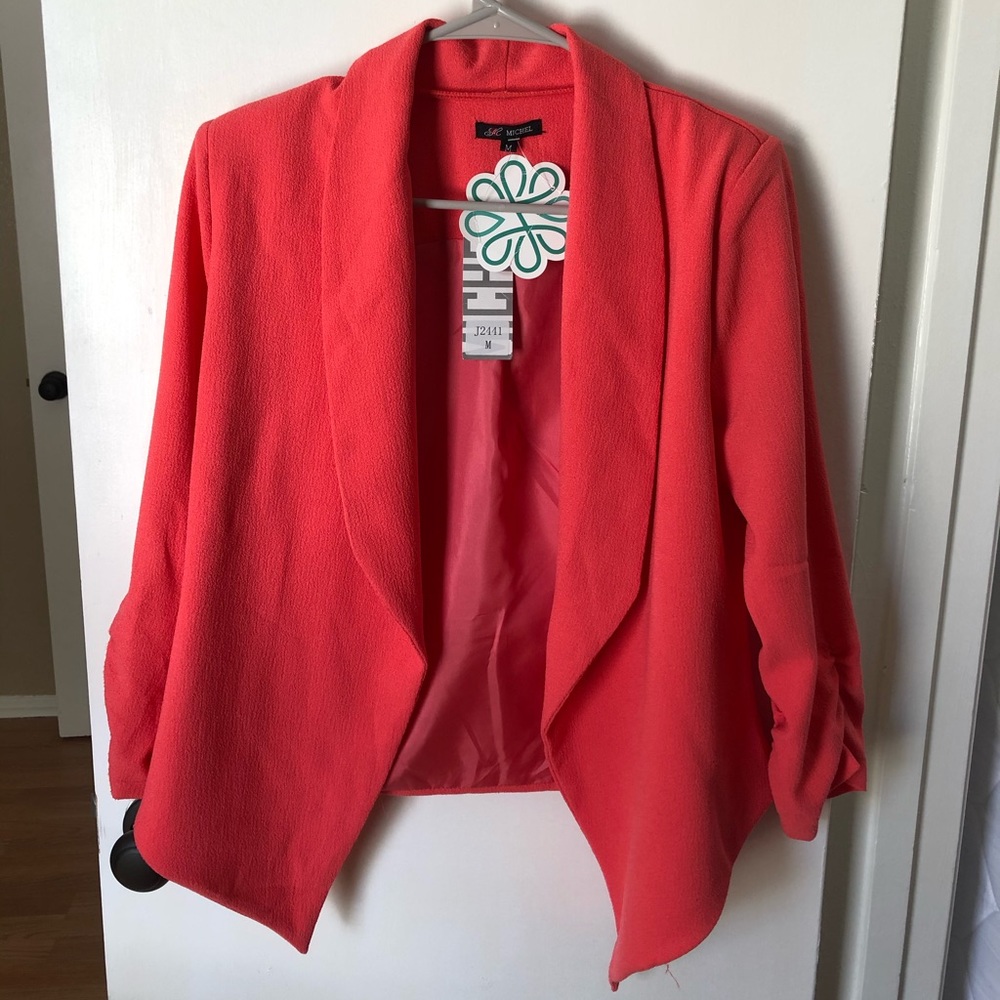 Coral Mid-Sleeve Blazer